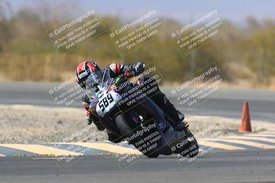 media/Apr-17-2022-CVMA (Sun) [[f474cfa795]]/Race 14 500 Supersport-350 Supersport (Holeshot)/